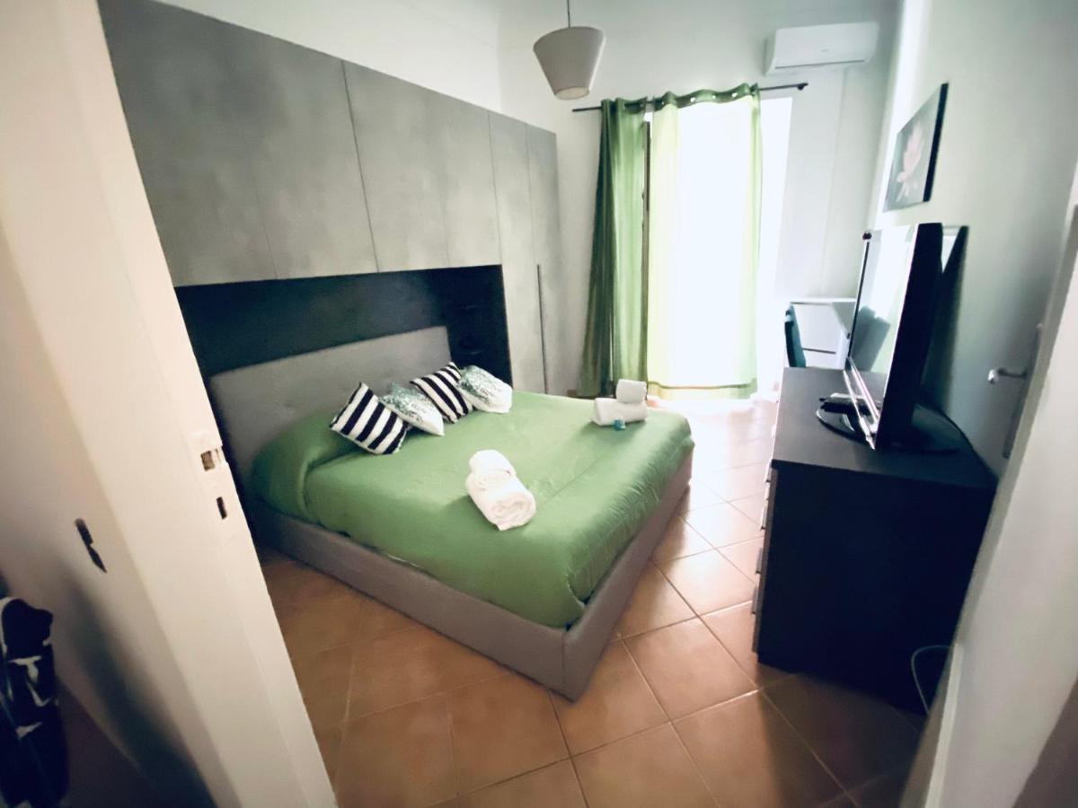 Skip Intro Apartment 陶尔米纳 外观 照片