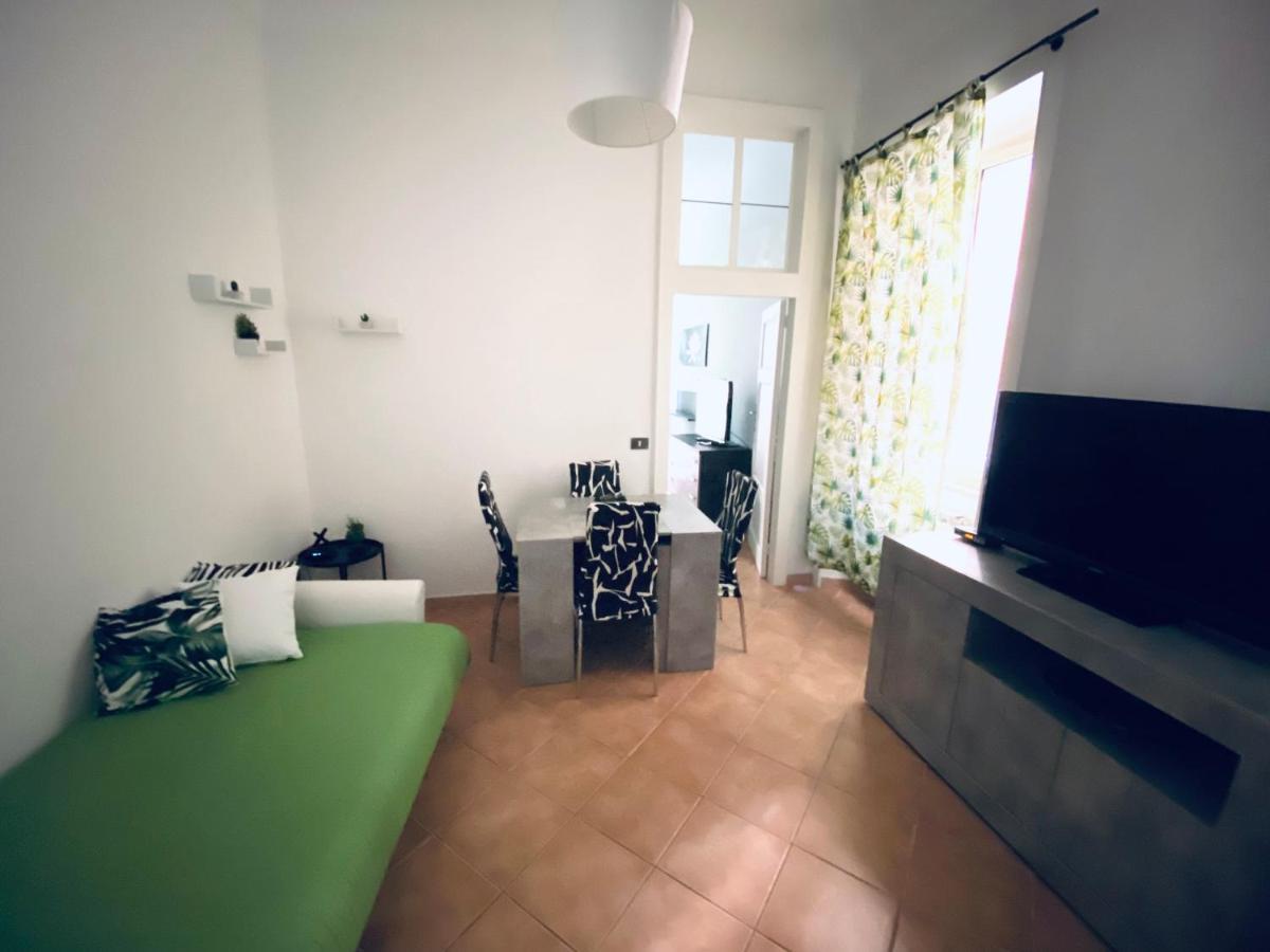 Skip Intro Apartment 陶尔米纳 外观 照片
